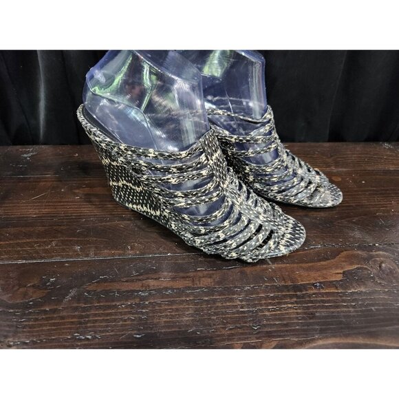 EUC Calvin Klein Phillipa Snake Print Wedge Sandals/Sz. 10M - Picture 3 of 9